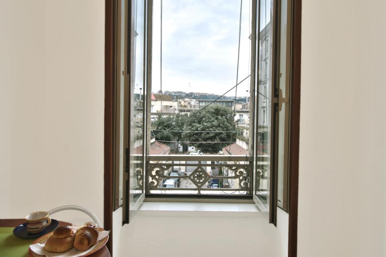 Bnb Etnuvio, Double Rooms In Napoli Exterior foto