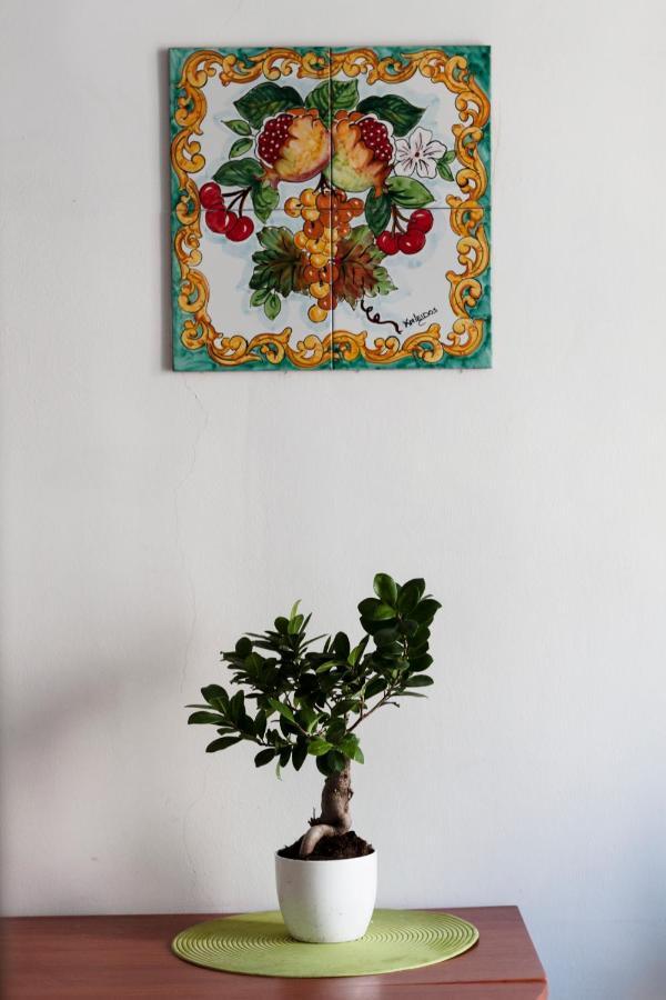 Bnb Etnuvio, Double Rooms In Napoli Exterior foto