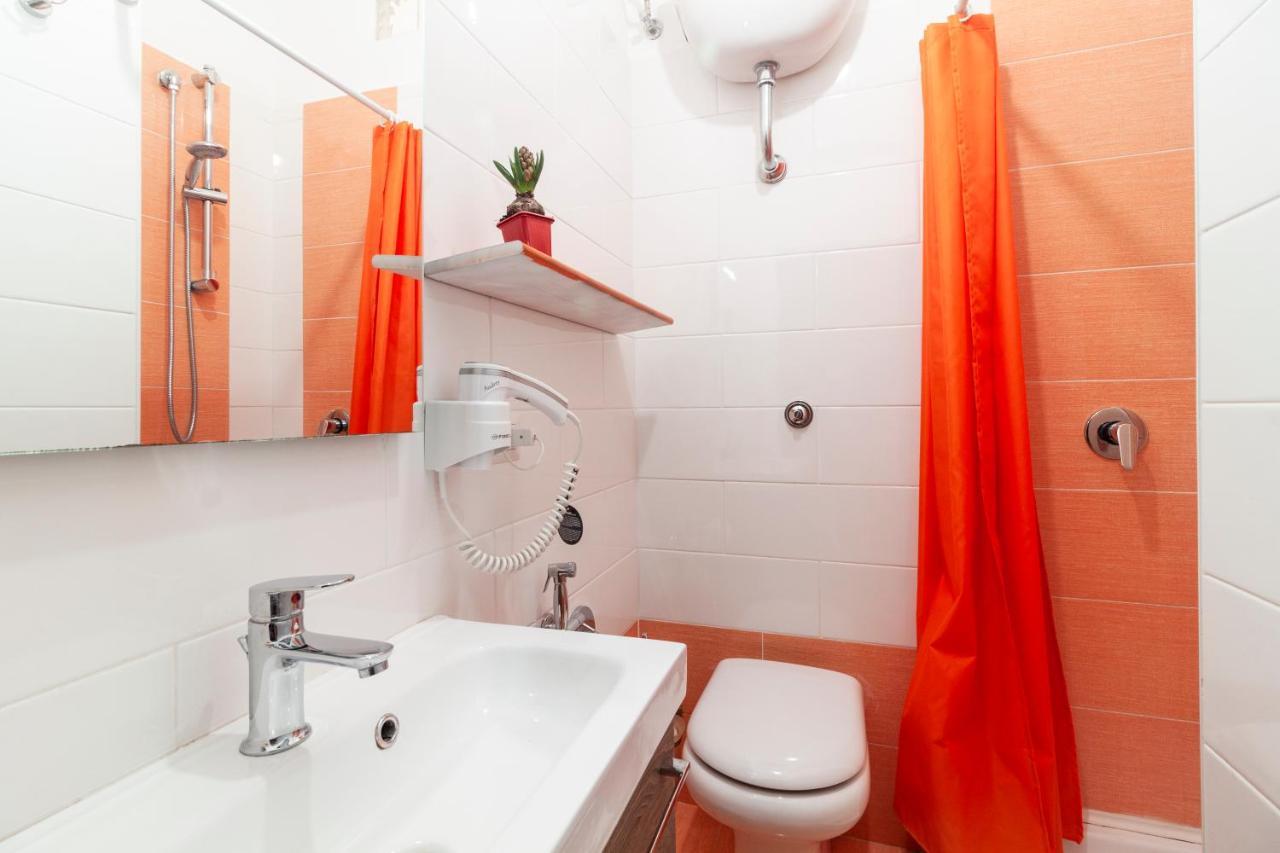 Bnb Etnuvio, Double Rooms In Napoli Exterior foto