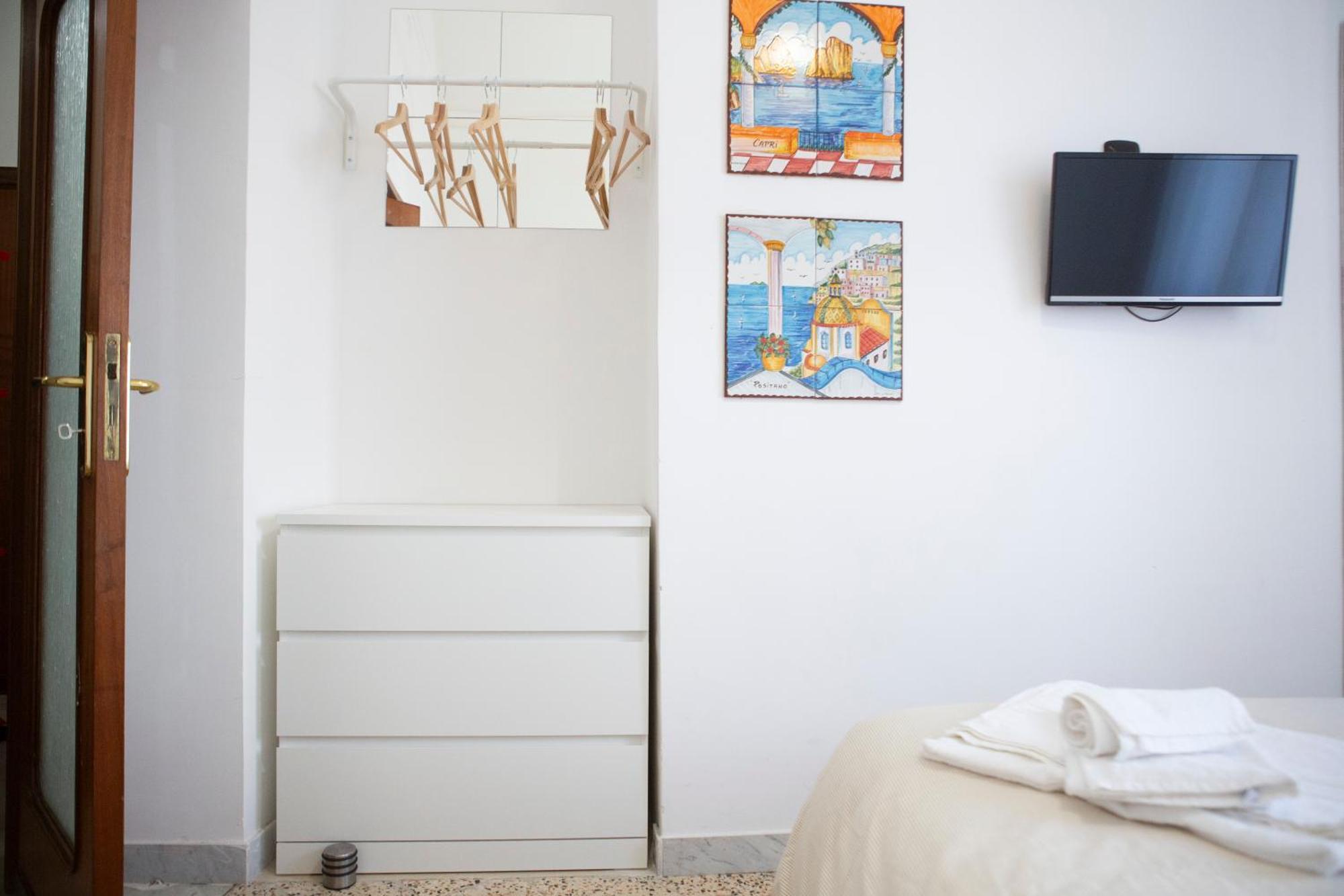 Bnb Etnuvio, Double Rooms In Napoli Exterior foto